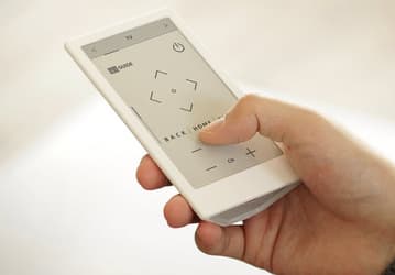 Универсальный пульт ДУ Sony Huis, основанный на технологии E Ink, поступит в продажу по цене около $250 в марте