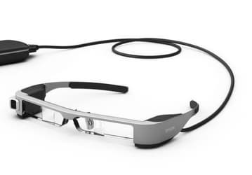 Умные очки Epson BT-300 получили новые экраны Si-OLED и весят менее 70 г (Обновлено; фото с MWC 2016)
