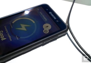 Kyocera показала прототип смартфона с интегрированной в дисплей солнечной панелью