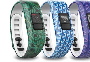 Трекер активности Garmin vivofit 3 способен проработать автономно до года и может похвастаться стильными браслетами (фото с MWC 2016)