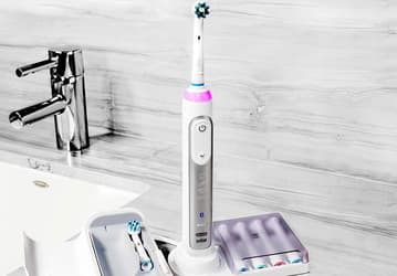 Oral-B Genius — умная зубная щётка, которая следит за пользователем