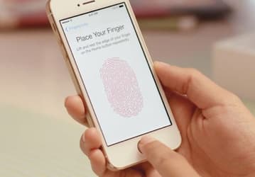 Apple извинилась за «ошибку 53» и дала возможность пострадавшим восстановить свои смартфоны. Правда, не полностью