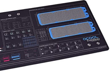 Антистатический коврик Alphacool Eisplateau предназначен для сборщиков ПК
