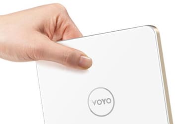 Мини-ПК Voyo V3 получил корпус из стекла и металла, ЦП Atom x7-Z8700 и флэш-память объемом 128 ГБ