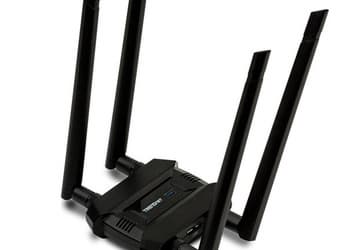 Беспроводной адаптер TrendNet TEW-809UB с четырьмя антеннами подключается к порту USB 3.0