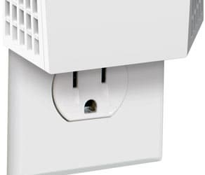 Netgear первой выпускает удлинитель Wi-Fi с поддержкой скорости 2,2 Гбит/с