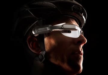 Умные очки Garmin Varia Vision ориентированы исключительно на адептов велосипедного спорта