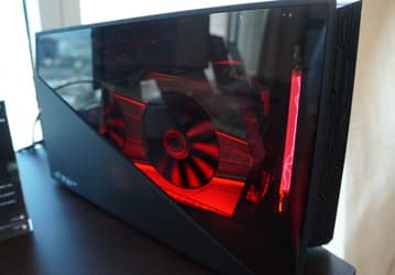 Спустя почти десятилетие Asus показала новую внешнюю док-станцию XG Station для графических карт