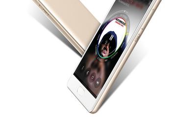 За металлический смартфон Blu Studio Touch с 1 ГБ ОЗУ просят $115
