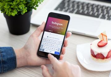 Подростки более склонны к манипуляции своими фотографиями в Instagram