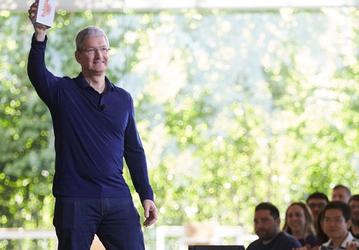 Apple продала более миллиарда смартфонов iPhone