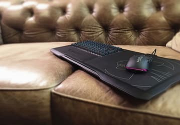 Анонсированная два года назад клавиатура Roccat Sova поступила в продажу по цене 150-200 евро