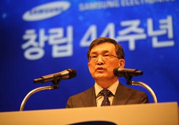 Samsung переоборудует один из заводов по выпуску ЖК-экранов на производство панелей с органическими светодиодами