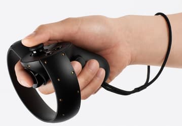 Шлем HTC Vive стал поддерживать контроллеры Oculus Touch