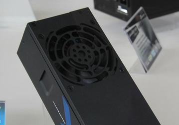 Мощность первого потребительского блока питания SeaSonic типоразмера TFX равна 350 Вт