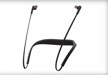 Посредством Bluetooth-гарнитуры Jabra Halo Smart можно одновременно слушать музыку и говорить по телефону