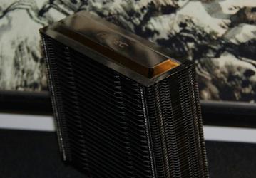 Радиаторы охладителей Antec Elegant Single, Twin и Triple состоят из одного, двух и трех блоков алюминиевых пластин соответственно