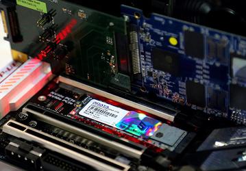 SSD Adata SX8000NP: SSD в форм-факторах M.2 и U2 объемом до 2 ТБ