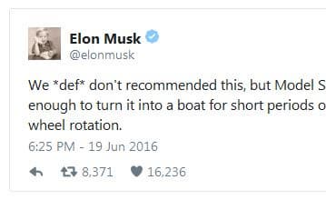 Tesla разработает спортивный автомобиль, способный погружаться под воду