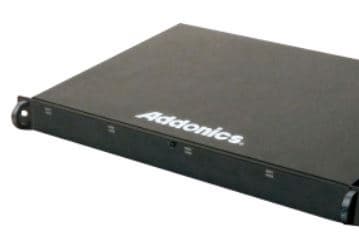 Шасси Addonics R1825SN-2MS и R1825SN-8ES типоразмера 1U вмещают по восемь накопителей 