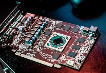 Видеокарты Radeon RX 480 и RX 470 используют одинаковые печатные платы
