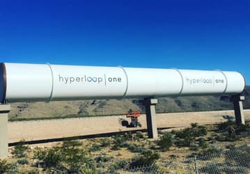 Российский холдинг заключил соглашение с Hyperloop One. Долгосрочная цель — соединить Китай и Европу
