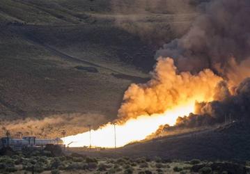 NASA успешно испытало первую ступень ракеты-носителя SLS, которая должна стать самой грузоподъёмной из современных