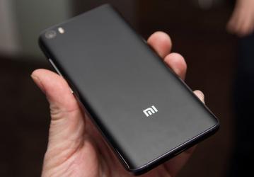 2000 смартфонов Xiaomi Mi 5 Pro Commemorative Edition будут проданы 31 марта