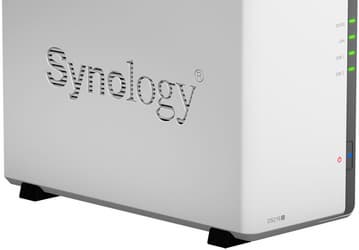 Хранилище с сетевым подключением Synology DiskStation DS216j вмещает два накопителя типоразмера 3,5 или 2,5 дюйма