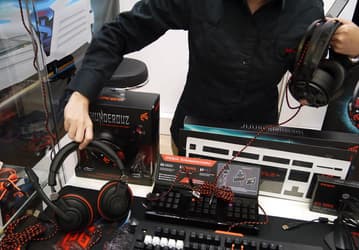 На CeBIT показаны новые гарнитуры EpicGear