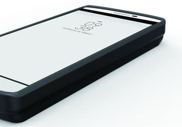 Чехол ZeroLemon для смартфона LG V10 располагает собственным аккумулятором ёмкостью 9000 мА·ч, который нужно использовать вместо оригинального