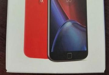 Изображения розничной упаковки рассказали о смартфоне Moto G4 Plus