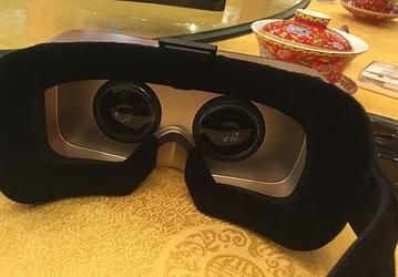Представлена гарнитура виртуальной реальности ZTE VR