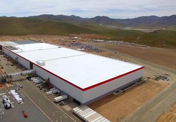 Торжественное открытие «гигафабрики» Tesla намечено на 29 июля, но работать она начнет значительно позже