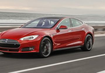 Ускорение электромобиля Tesla Model S P100D будет улучшено при помощи прошивки