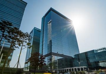 За год Samsung Group сократила штат примерно на 10 000 человек
