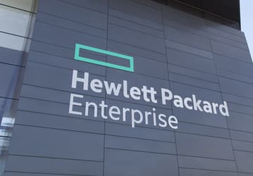 Доход HPE за год уменьшился на 16%, а прибыль сменилась убытком