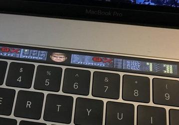 Игру Doom запустили на дисплее панели Touch Bar нового ноутбука Apple MacBook Pro
