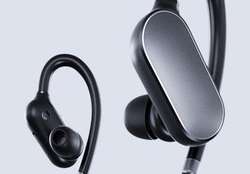 Беспроводные наушники Xiaomi Mi Sports Bluetooth Headset работают до 7 часов
