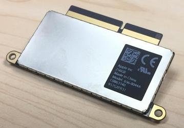 Вскрытие показало, что SSD младшей версии нового MacBook Pro можно заменить
