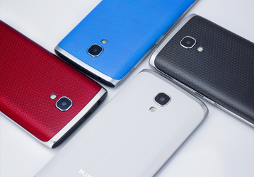 Вид на грани исчезновения. Смартфон Bluboo Mini с экраном диагональю 4,5 дюйма