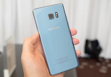 Смартфон Samsung Galaxy S7 Edge в цвете Blue Coral поступит в продажу 5 ноября