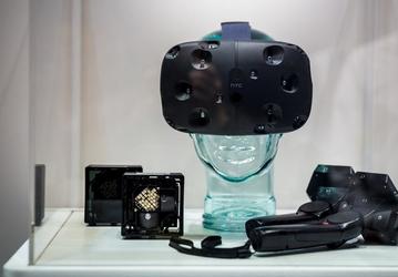Хорошие продажи гарнитуры Vive уже положительно сказываются на финансовом положении HTC