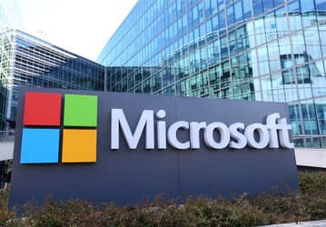 Доход Microsoft за год вырос на 19%, чистая прибыль — на 44%