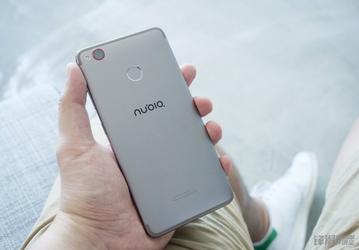 Смартфон ZTE Nubia Z11 miniS с 23-мегапиксельной камерой и 128 ГБ флэш-памяти оценивается в $280