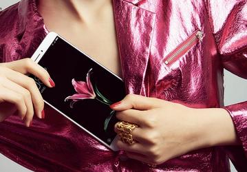 Xiaomi снижает стоимость смартфона Mi Max на фоне анонса Meizu M3 Max