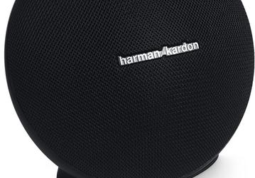 Мобильная акустическая система Harman Kardon Onyx Mini имеет форму диска
