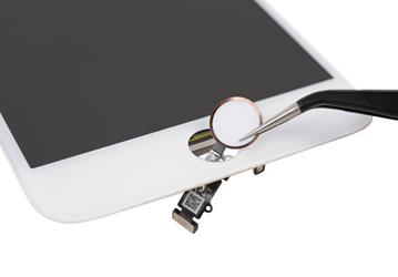 Признание Apple в падении продаж смартфонов iPhone ударило по европейским поставщикам компонентов