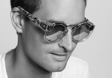 Snapchat сменила название на Snap Inc. и представила первое аппаратное решение — очки со встроенными камерами Spectacles