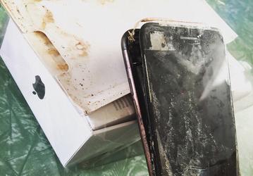 Один из покупателей смартфона Apple iPhone 7 утверждает, что аппарат взорвался во время доставки